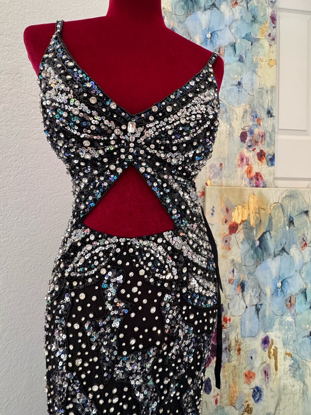 NWT Jovani Sz 2 Black Sequin Cutout Gown D5713A $1,100